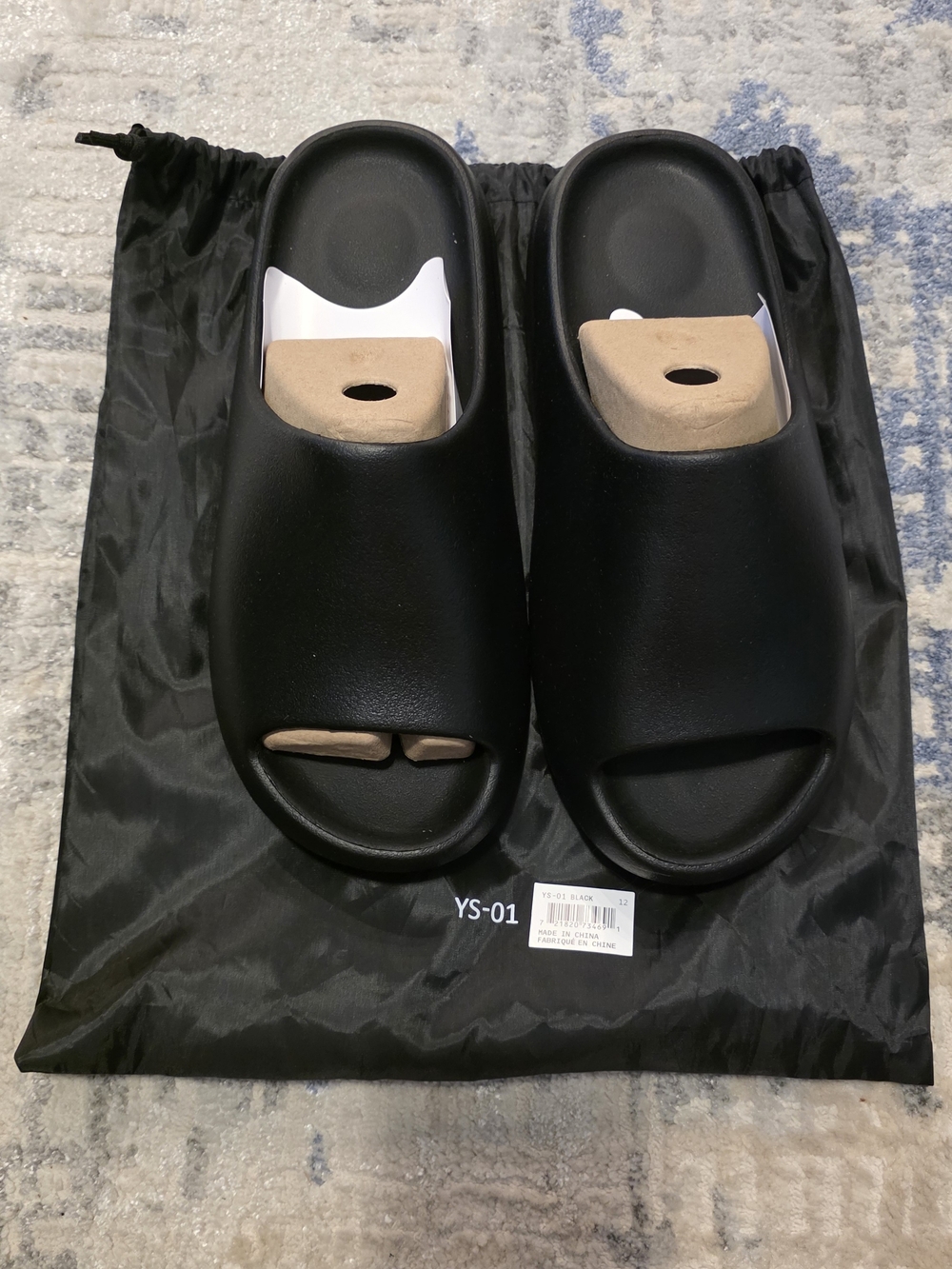 Yeezy Slides Black Size 13